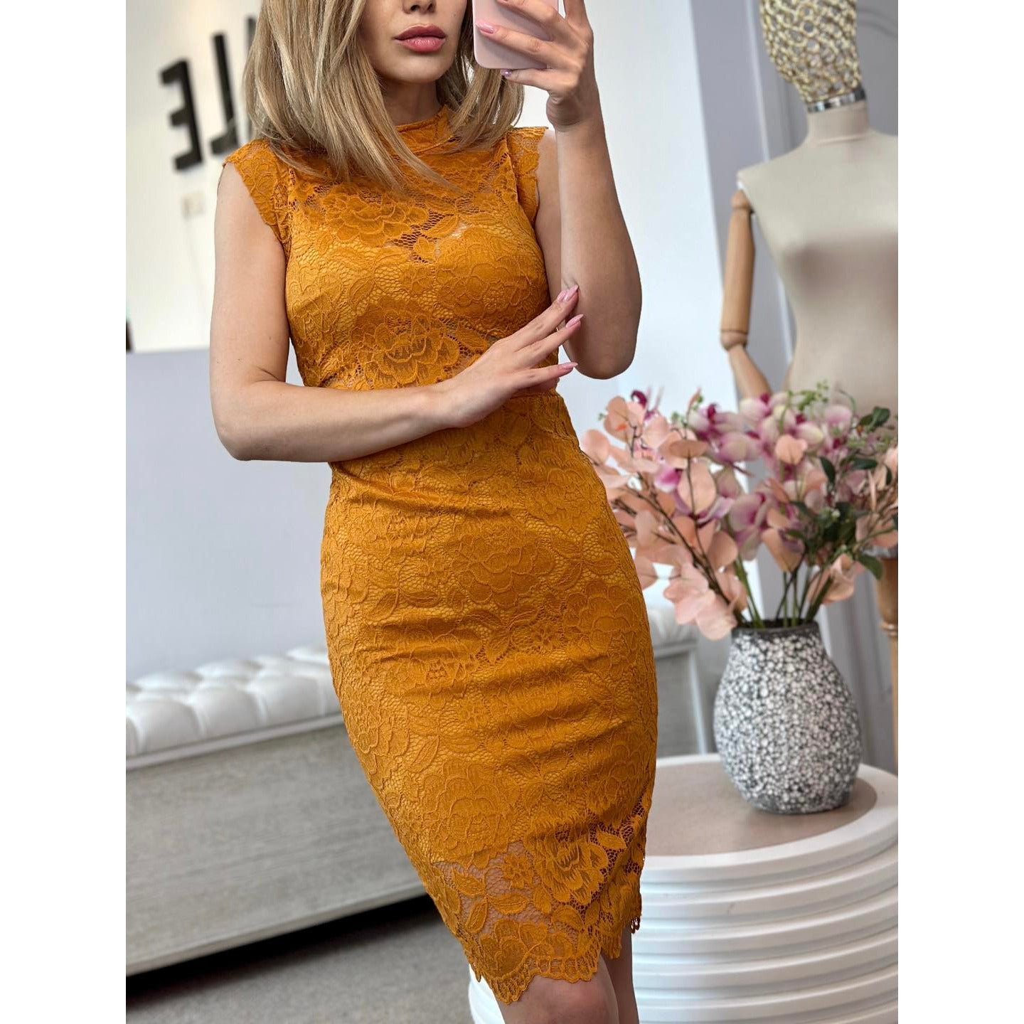Rochie dantela Sisi