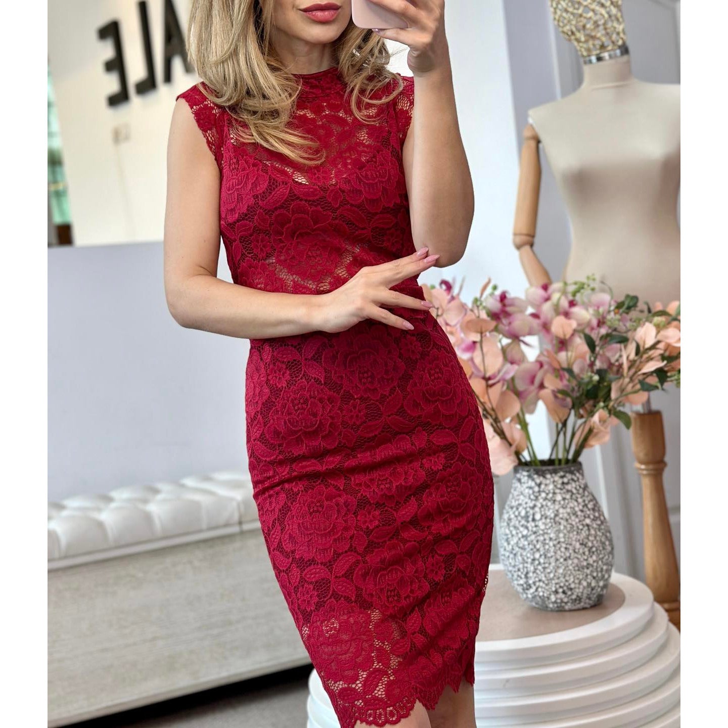Rochie dantela Sisi