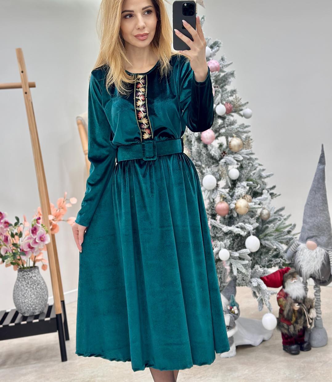 Rochie Catifea Traditionala