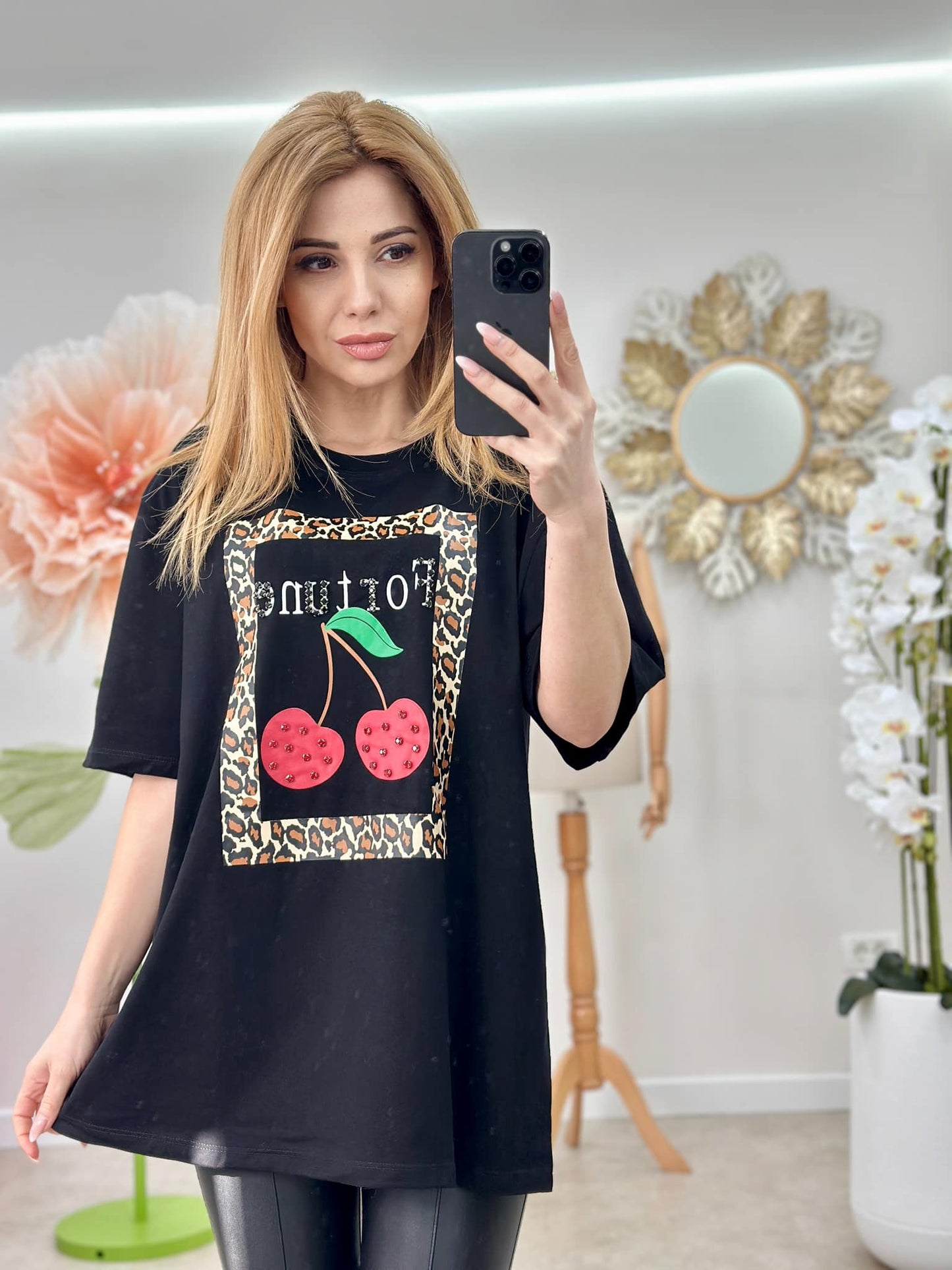Tricou Cherry Frame