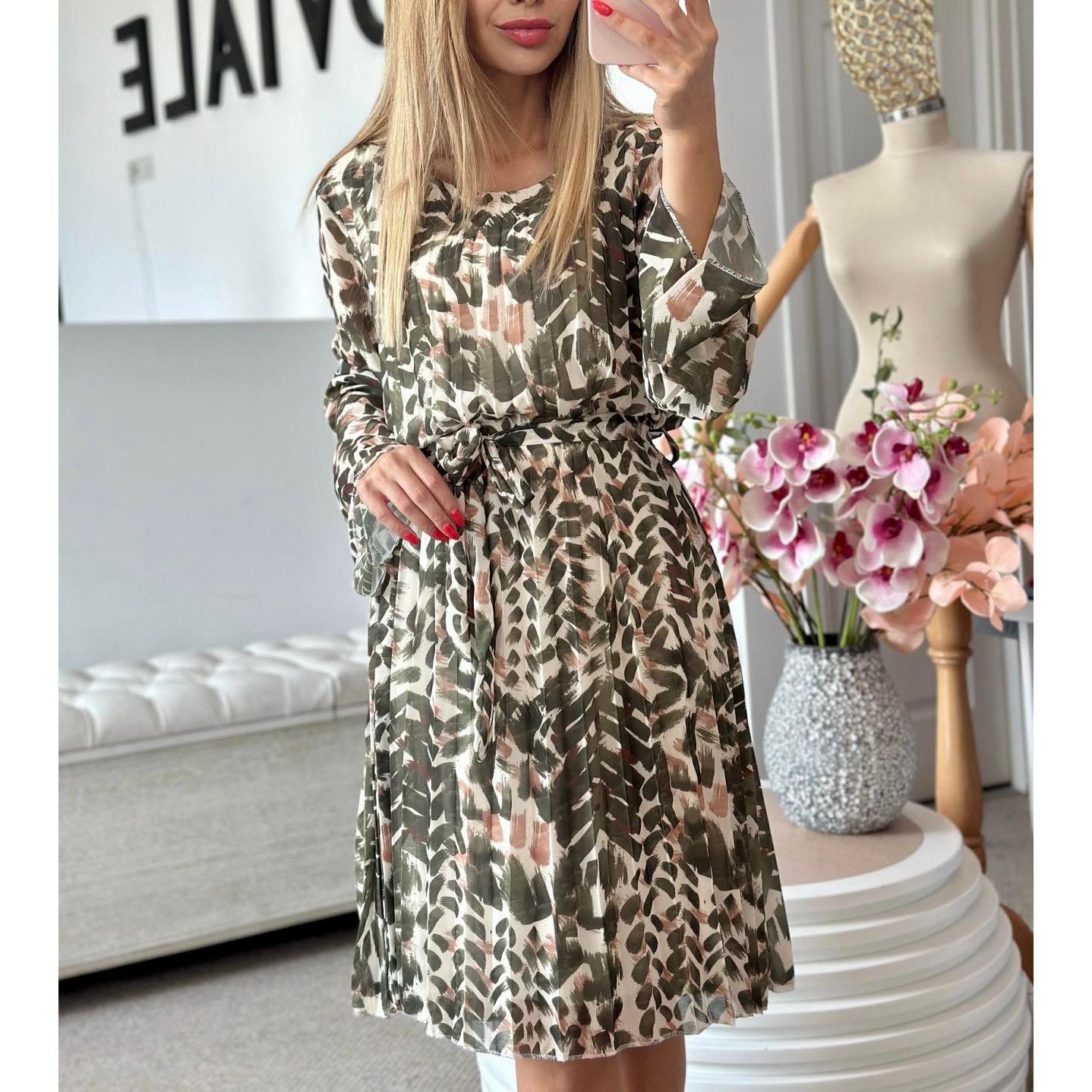 Rochie Hoder