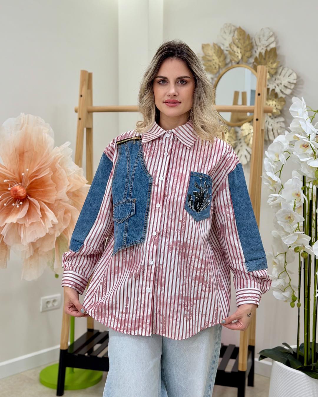 Camasa Rhea