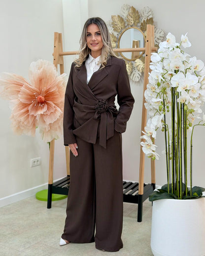 Costum Darya