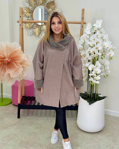 Poncho Julia